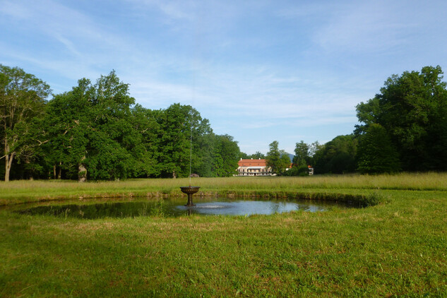 Zámecký park v Červeném Dvoře