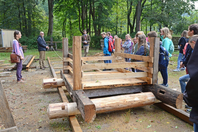 Hrad Rožmberk. Jeřáby táhnou na Jakobínku, vzdělávací program. Foto J. Sajtlová.