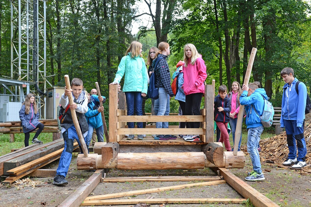 Hrad Rožmberk. Jeřáby táhnou na Jakobínku, vzdělávací program. Foto J. Sajtlová.