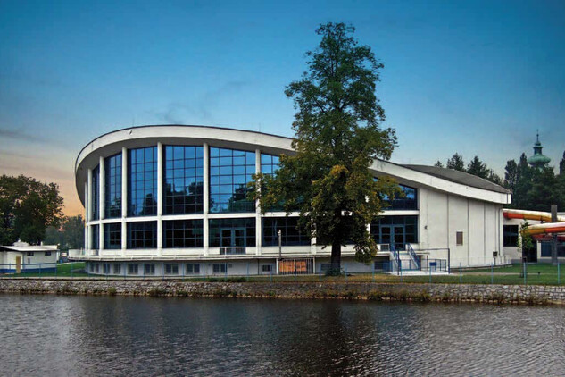 Plavecký stadion v Českých Budějovicích.