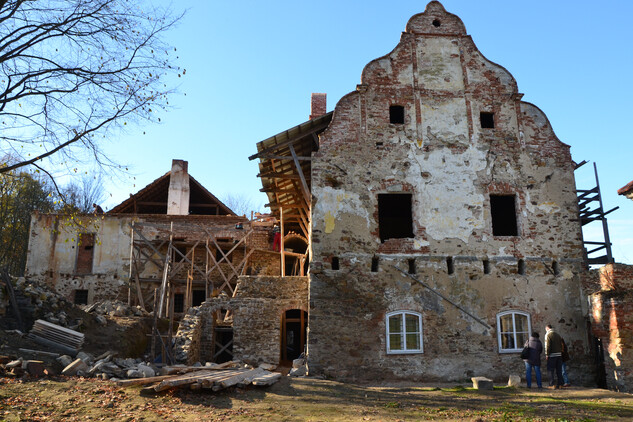 Tvrz Mladějovice v průběhu rekonstrukce | © NPÚ ÚOP ČB