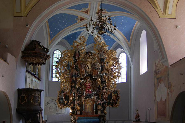 Hřbitovní kostel Panny Marie v Horním Maršově, interiér