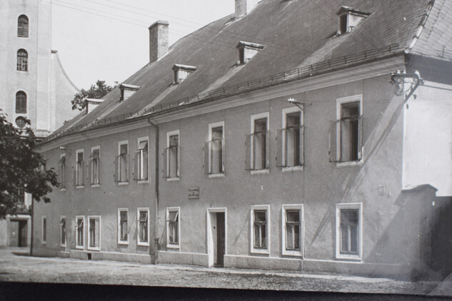 Budova bývalého zemského soudu s č. p. 7 v druhé polovině 20. století
