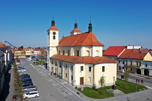 Chrast, děkanský kostel Nejsvětější trojice, foto: Martin Hrdlička