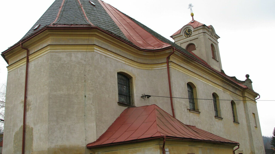 Kostel sv. Vavřince v Čenkovicích před obnovou