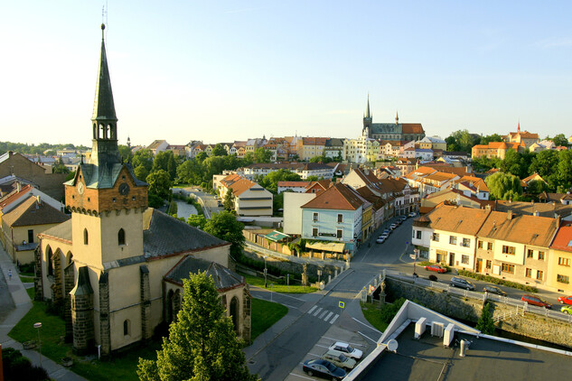 MPZ Chrudim s kostelem sv. Kateřiny, foto: Milan Krištof