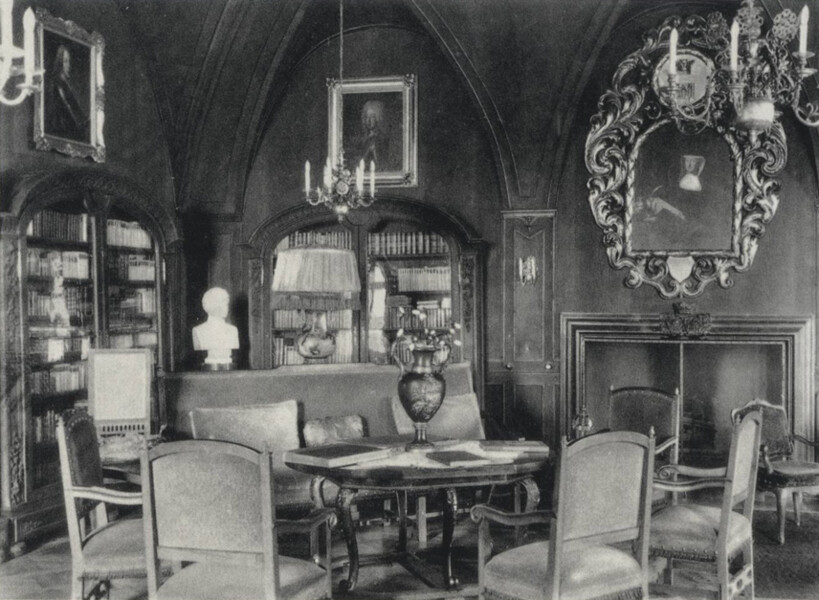 Zámek Zelená Hora, knihovna, 30. léta 20. století, foto: archiv L. Krčmáře