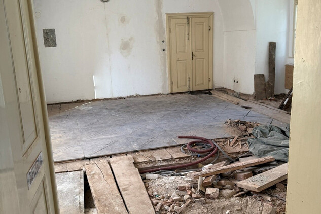 Horažďovice, zámek, parkety před obnovou, foto: 2025, zdroj: Městský úřad Horažďovice
