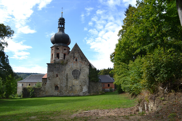 Pivoň, okr. Domažlice, NKP klášter augustiniánů (foto Stanislav Plešmíd, 2015)