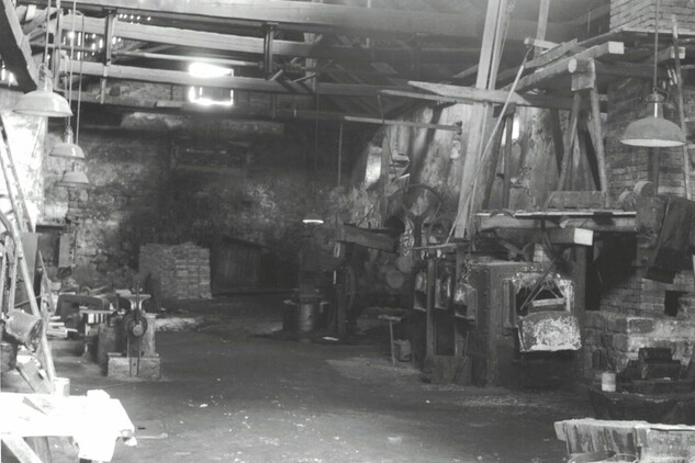 Interiér hamru v roce 1965