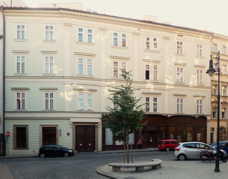 Sídlo pražského ÚOP v červenci 2015