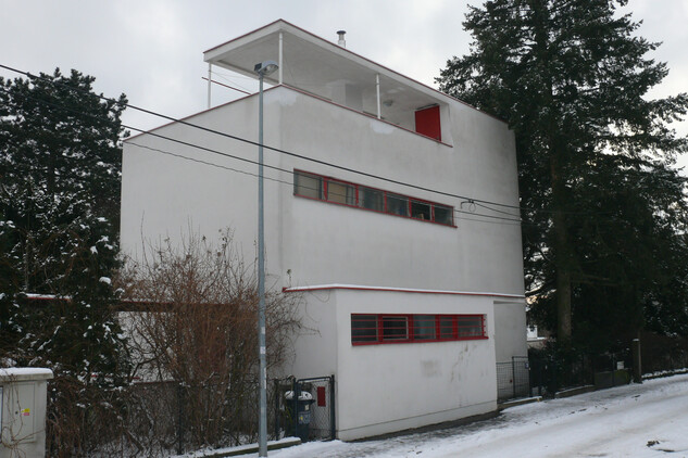 Herainova vila, arch. Ladislav Žák 1931–1932, Na Babě 1782/3 (leden 2017)