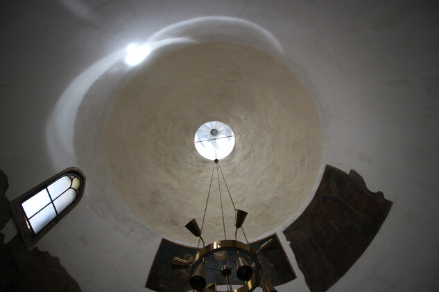 Rotunda sv. Kříže, obnovené omítky a restaurované nástěnné malby, 19. 7. 2022