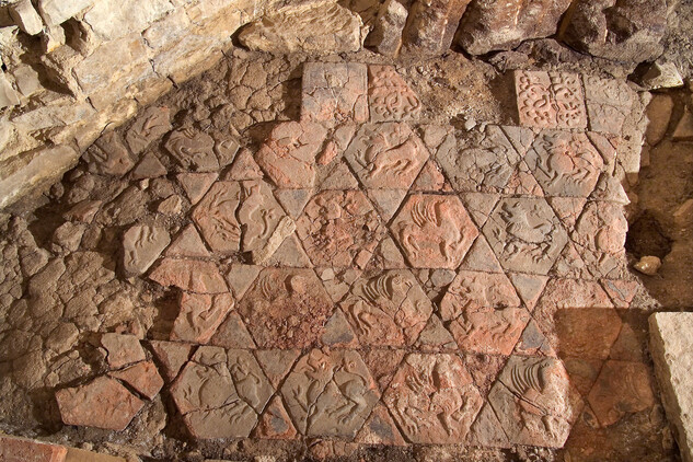 Dlažba rotundy | © NPÚ, foto M. Pavala, 2004