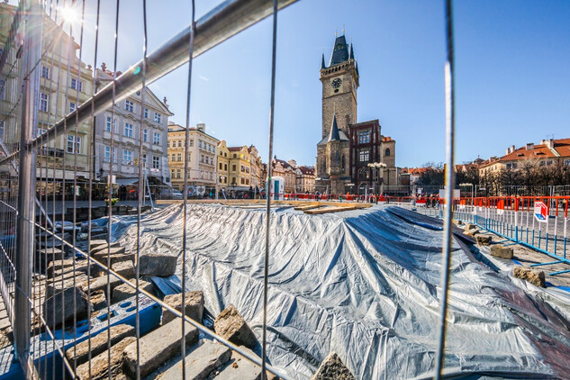 Obnova Mariánského sloupu, 4. března 2020 (foto © Martin Frouz, nepodléhá CC).