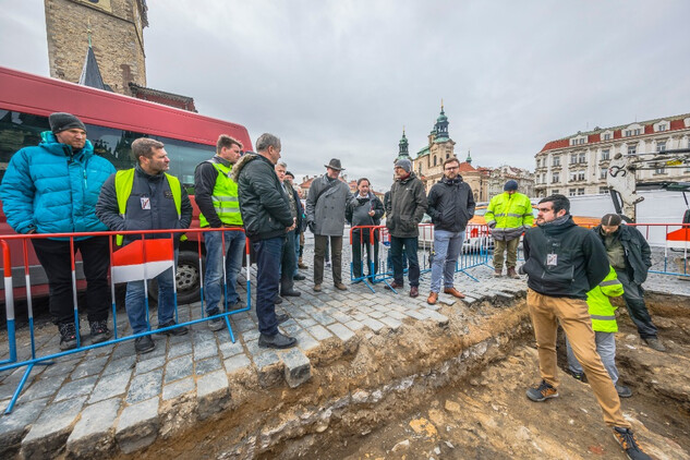 Obnova Mariánského sloupu, únor 2020 (foto © Martin Frouz, nepodléhá CC).