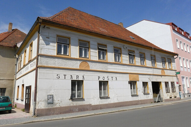 Bývalý hostinec Stará pošta v ulici Příkopy
