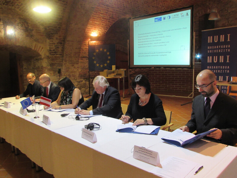 Národní památkový ústav podepsal v Telči memorandum o spolupráci šesti významných vzdělávacích a výzkumných institucí 