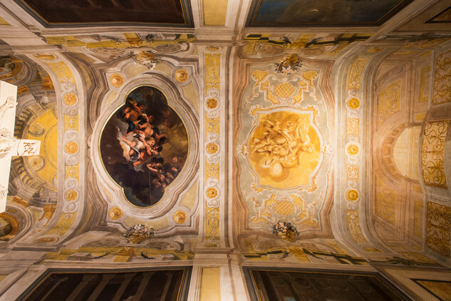 Zámecká kaple v Budišově. Obnovená výzdoba stropu (autor: Lucie Herbricková)