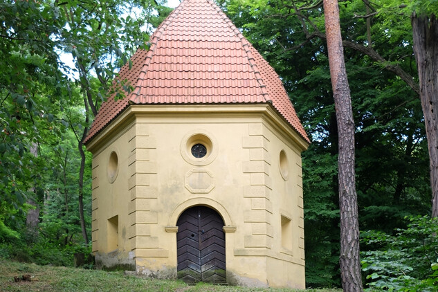 1. kaple Narození sv. Jana Křtitele – Kamýk u Litoměřic