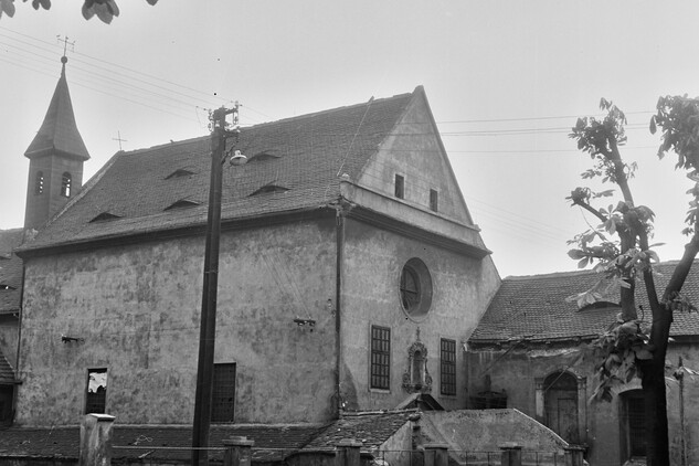 3. Areál kapucínského kostela Nanebevzetí Panny Marie