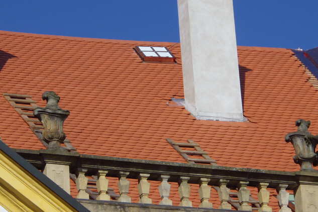 Obnova střešní krytiny na západním křídle děčínského zámku