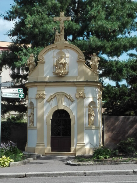 Obnovená kaple Panny Marie Pomocné u kostela sv. Václava a sv. Blažeje v Děčíně I.