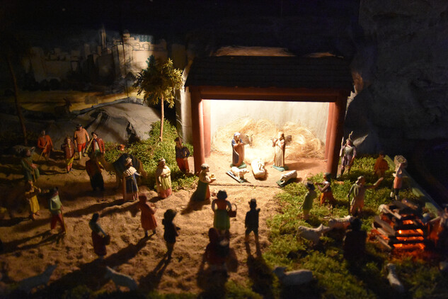 Výstava betlémů na zámku Červená Lhota