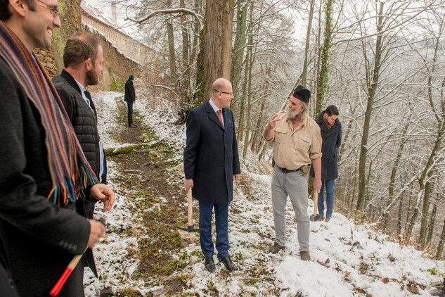 Prohlídka současného stavu vrchnostenské zahrady na Pernštejně