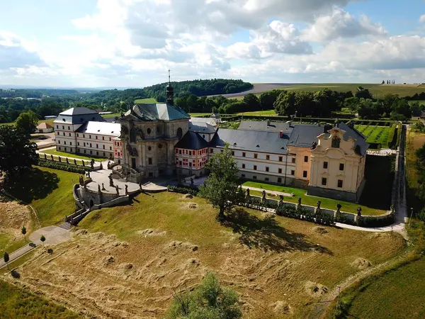 Kuks – Granátové jablko - Národní památkový ústav