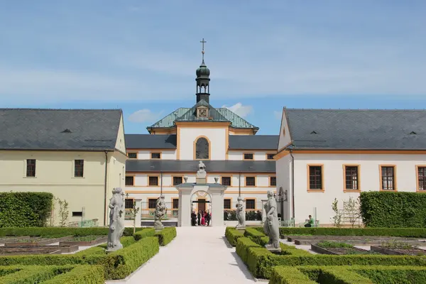 Kuks – Granátové jablko - Národní památkový ústav