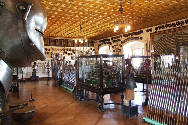 Výstavu Pistole z opočenských depozitářů bude možno zhlédnout ve zbrojnici zámku Opočno